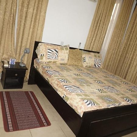 Sandpark Place, West Hills Mile 11 Bagian luar foto